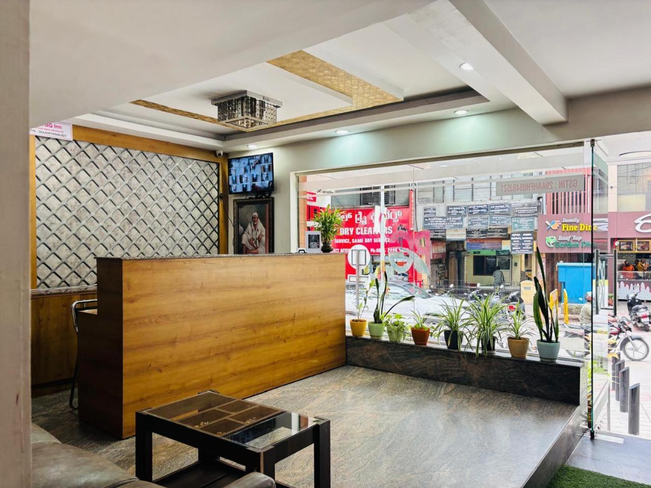 Hotel BG Inn Bangalore Exterior foto